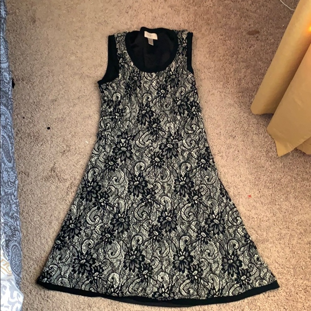B&W petite LOFT dress, size P4.